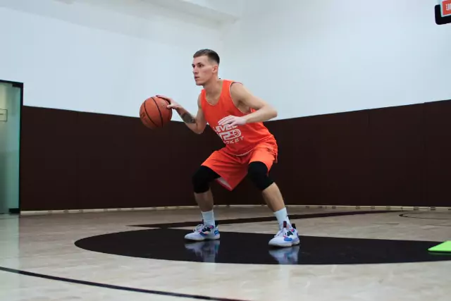 5 dribble crossover
