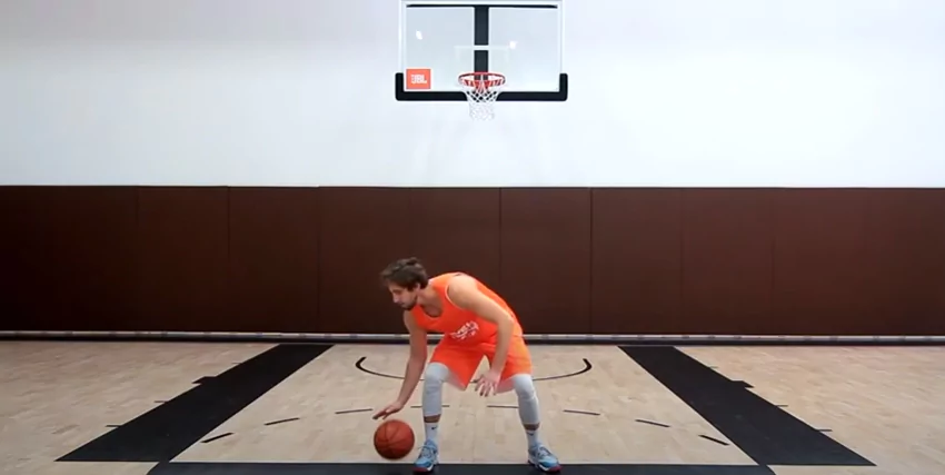 Quick taps ankle to ankle